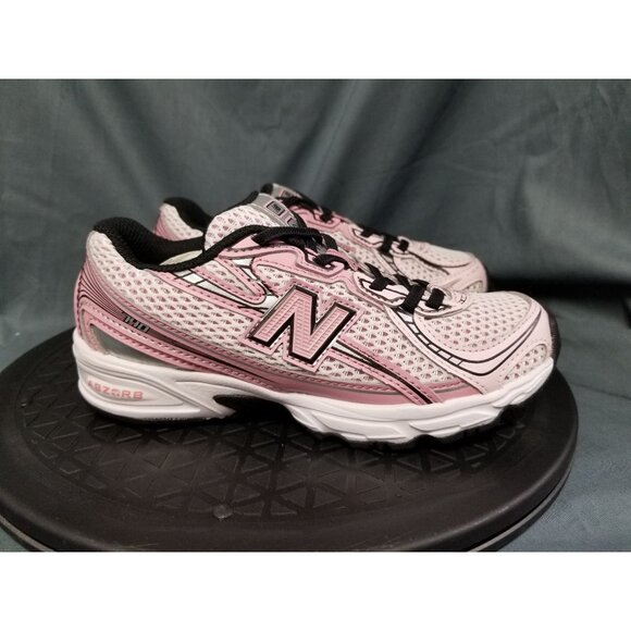 New Balance Girls 740 Sneakers PZ740DK Mesh White Pink Size 13 NEW IN BOX! - Picture 9 of 11